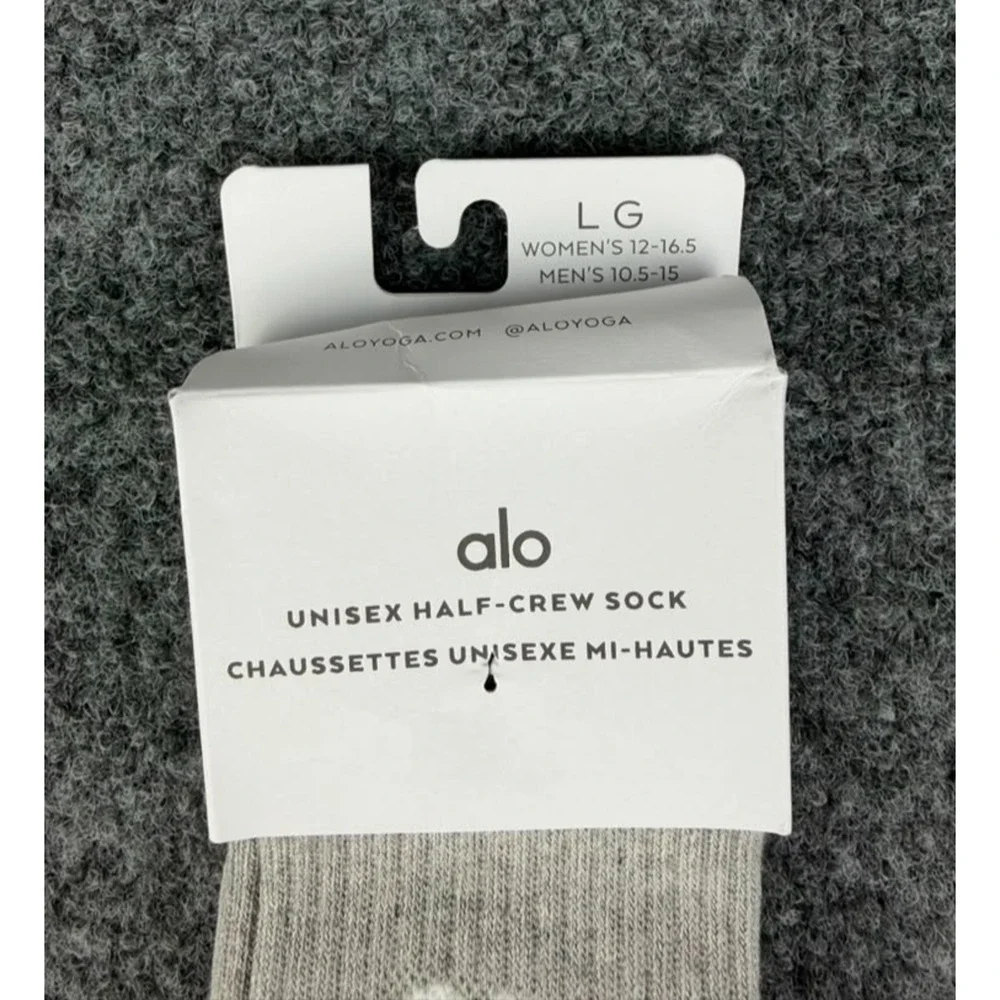 Alo Yoga Unisex Half-Crew Throwback Socks Wintar Frost Size Large NWT $34